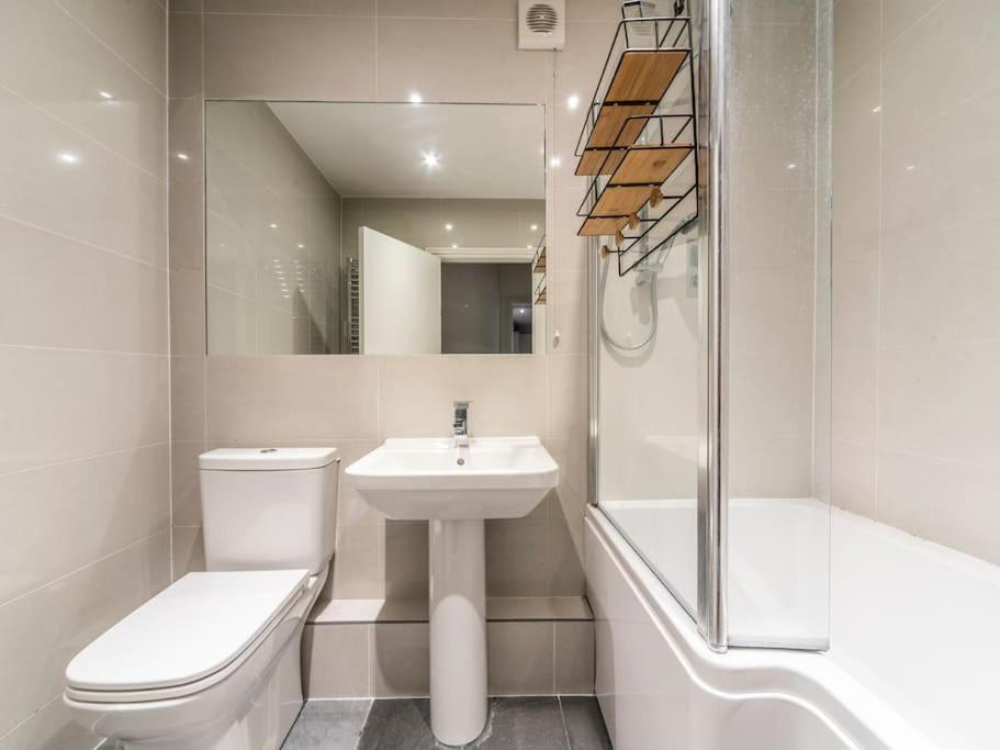 Surbiton Garden Flat Διαμέρισμα Εξωτερικό φωτογραφία
