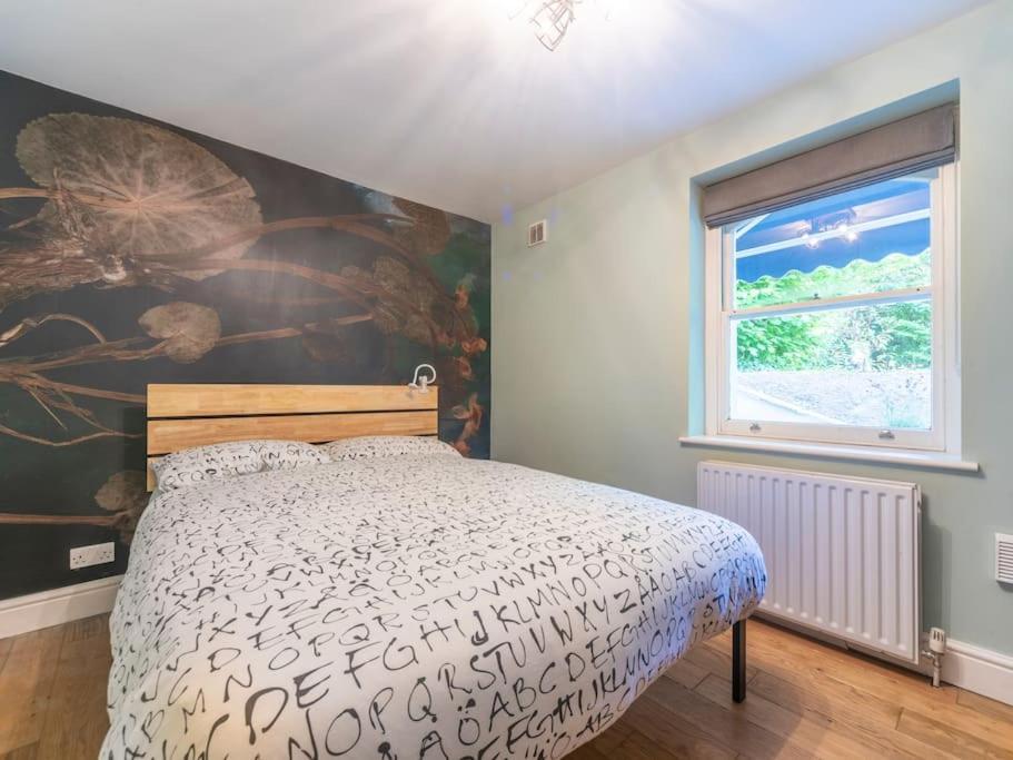 Surbiton Garden Flat Διαμέρισμα Εξωτερικό φωτογραφία