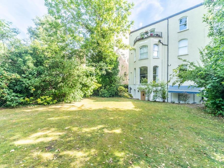 Surbiton Garden Flat Διαμέρισμα Εξωτερικό φωτογραφία